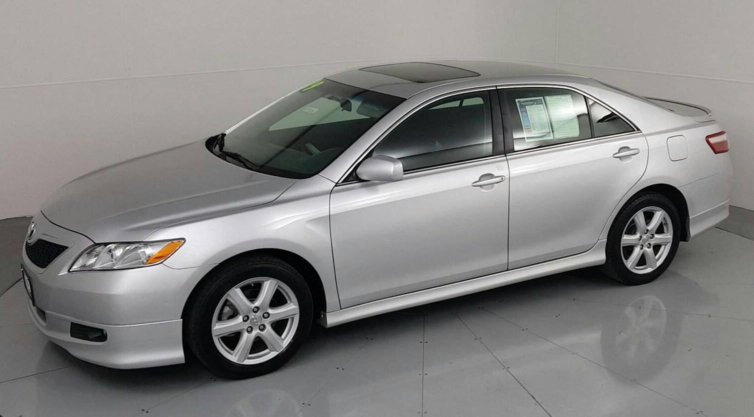 Pre-Owned 2009 TOYOTA Camry SE 4-door Mid-Size Passenger Car in ...
