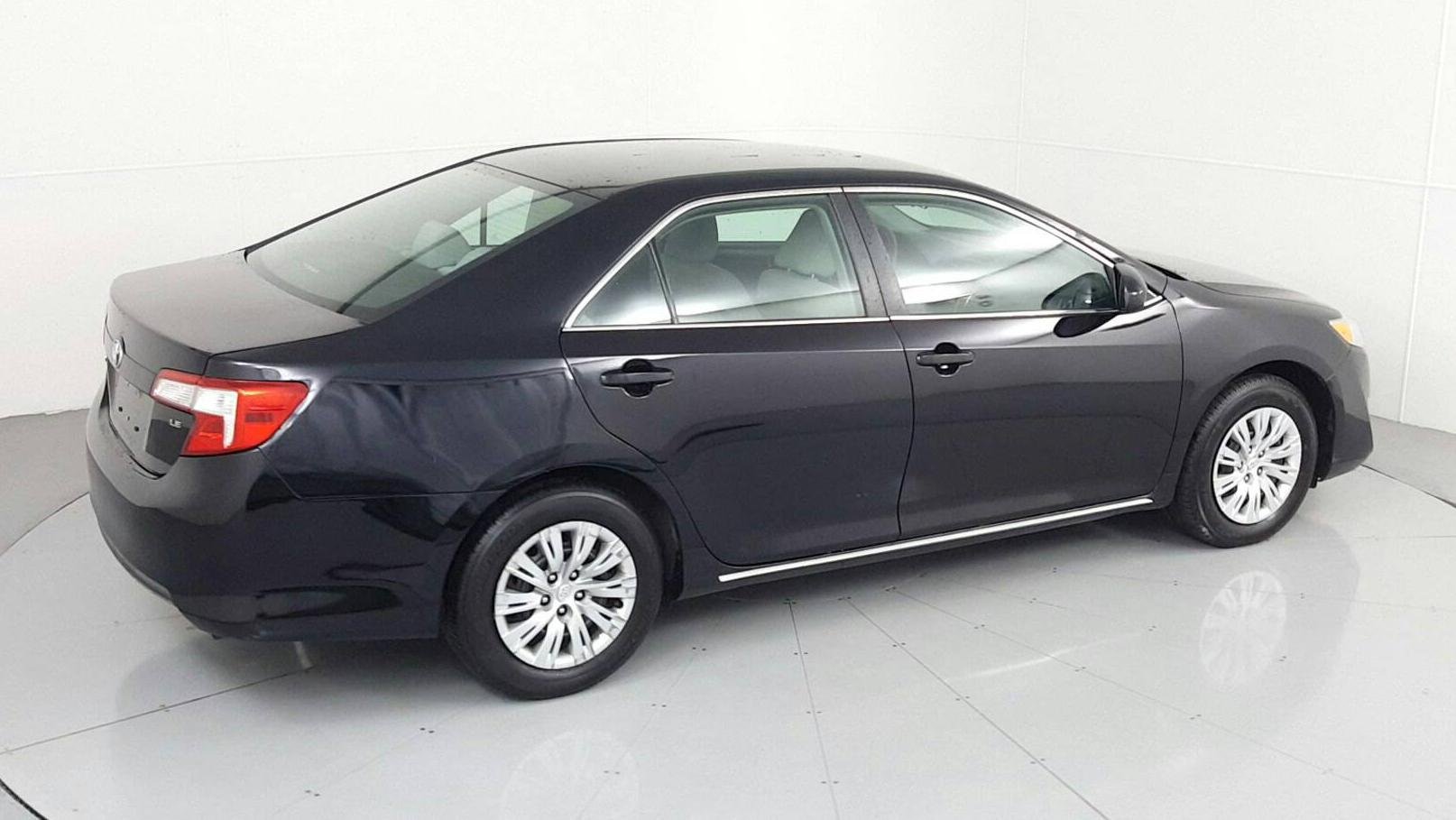 Pre-Owned 2013 TOYOTA Camry LE 4-door Mid-Size Passenger Car in ...