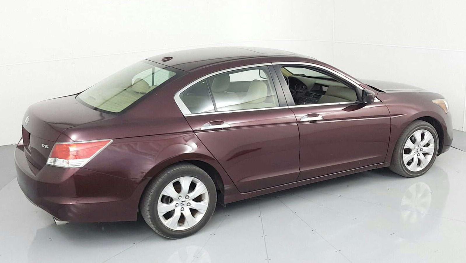 Pre-Owned 2010 Honda Accord EX-L 4-door Mid-Size Passenger Car in ...