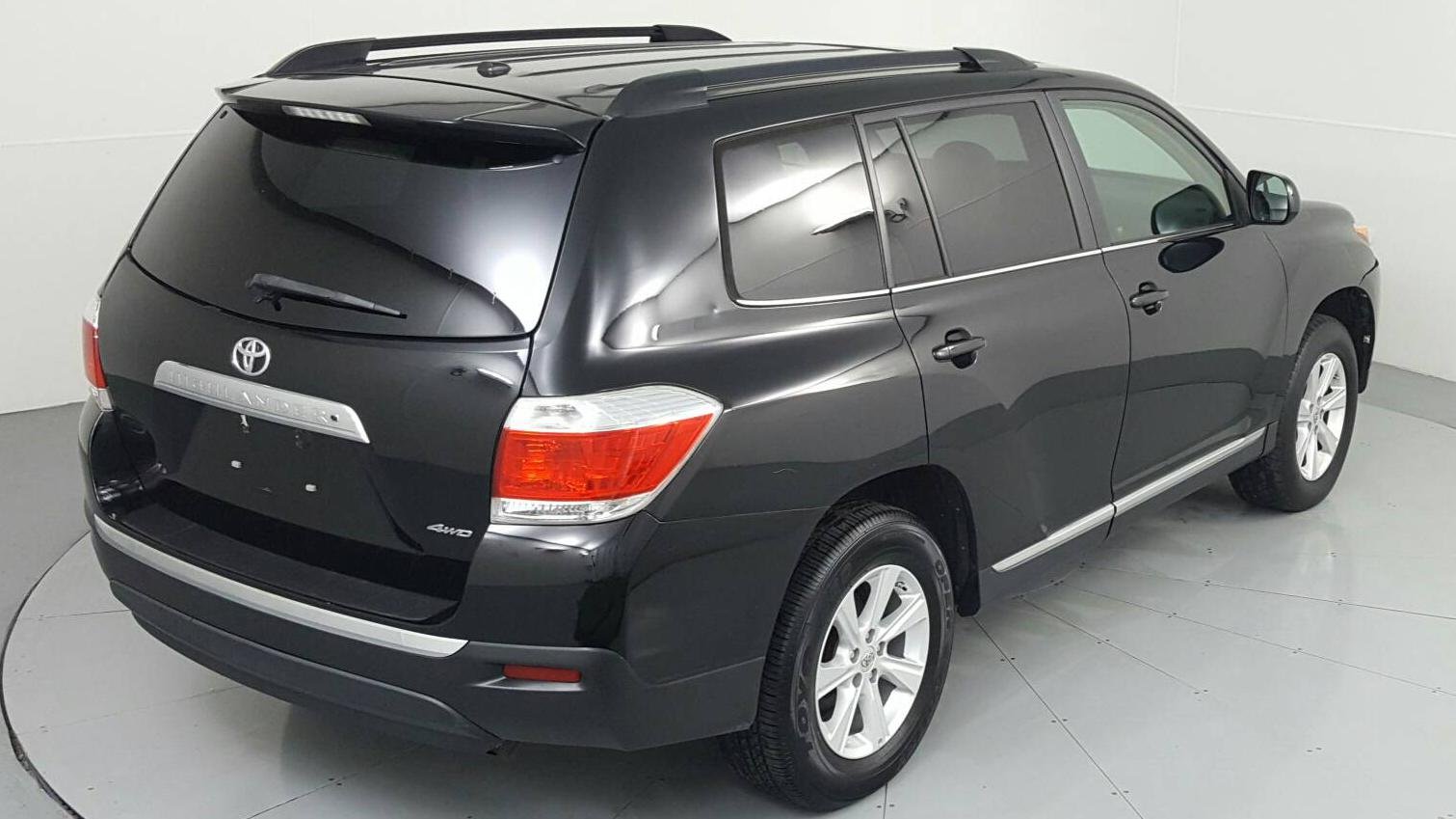 PreOwned 2012 TOYOTA HIGHLANDER SE 4WD Sport Utility Vehicles in