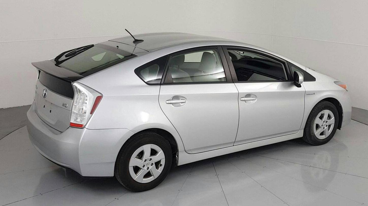 Toyota prius 3 поколения